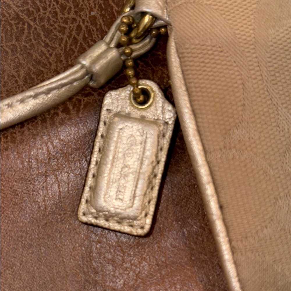 Coach Tan Gold Wristlet Clutch Sleek Design - Picture 3 of 5